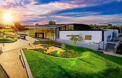 Neues Scientology Kirchen- und Gemeindezentrum in Dublin eröffnet